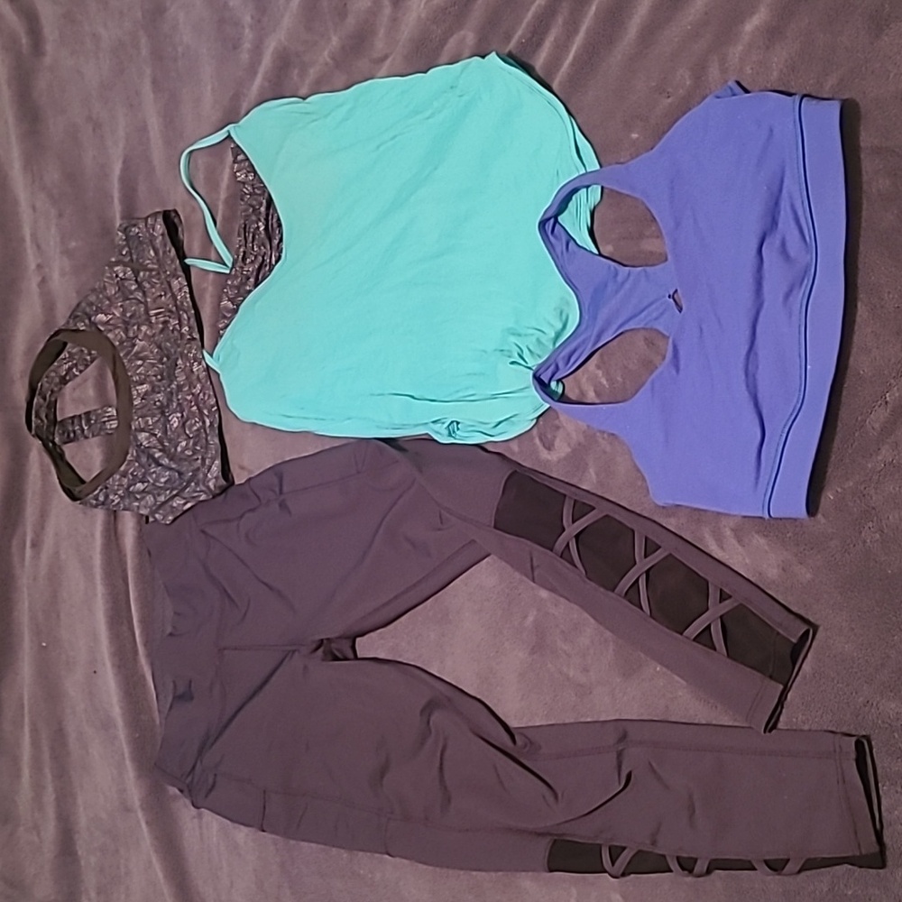 Lululemon haul - two bras and one top (size 8) + one Pop Fit leggings size m